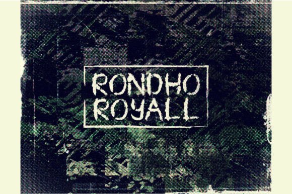 Rondhoroyall: A Bold Display Font for Handmade Creations